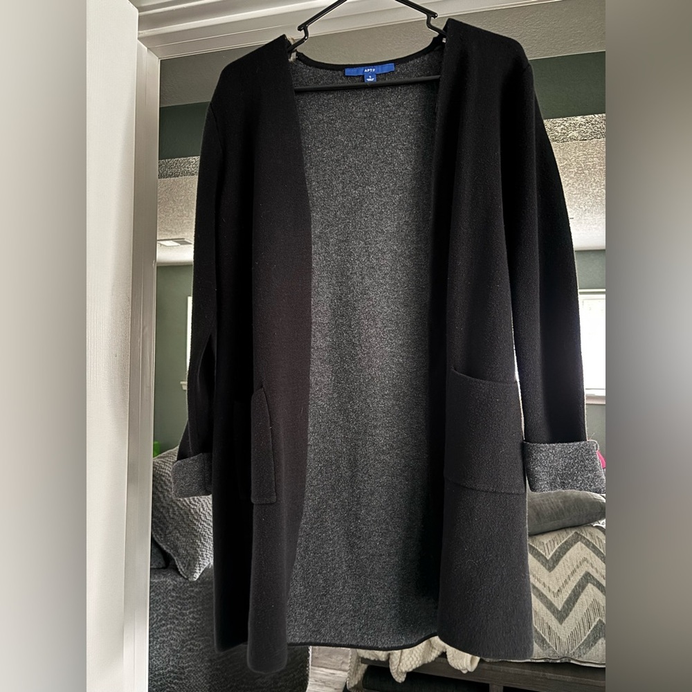 Black and Gray Open Front long Cardigan women's S Apt 9